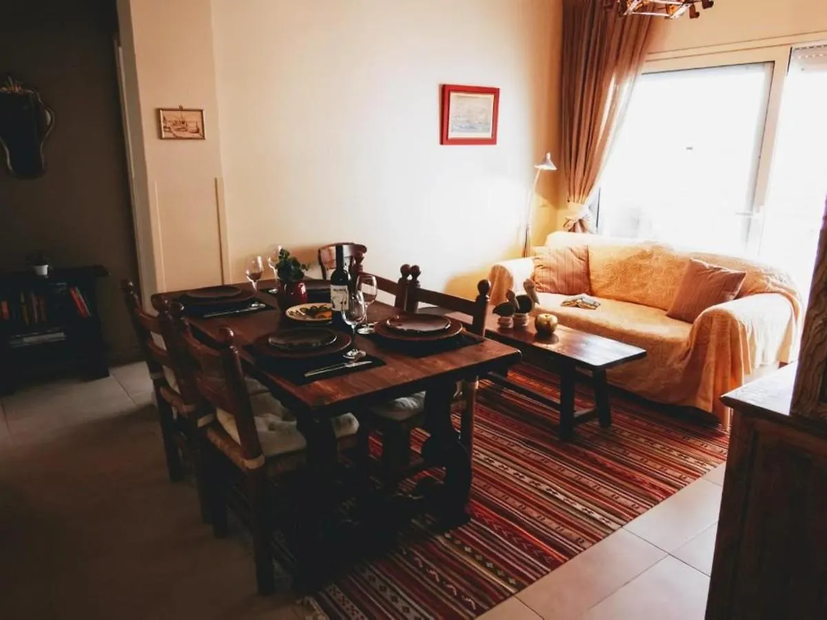Apartamento En Primera Linea De Mar En Platja D'Aro, Tranquilo Y Soleado, Con Terraza Y Parking - Es-209-23